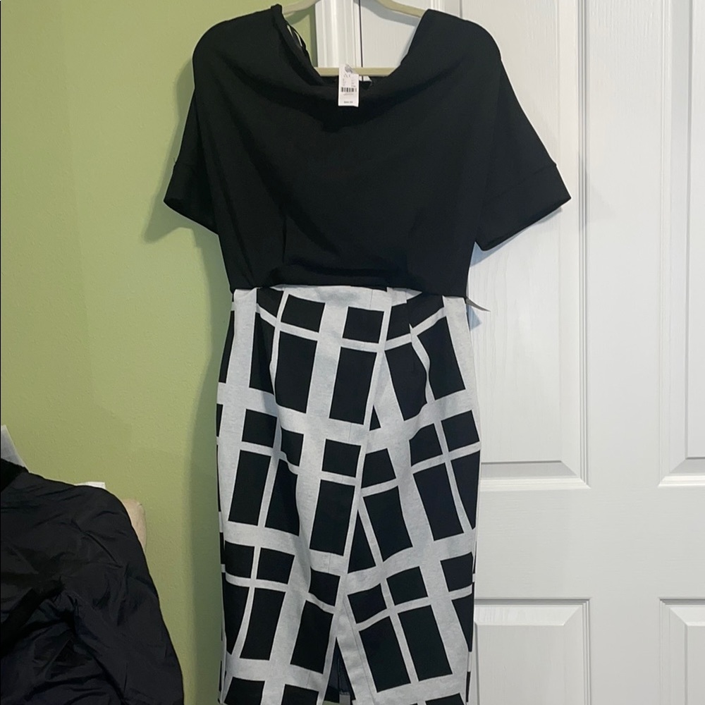 New York & Company Elegant Black Top